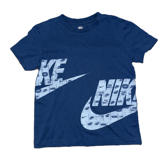 Nike T-shirt